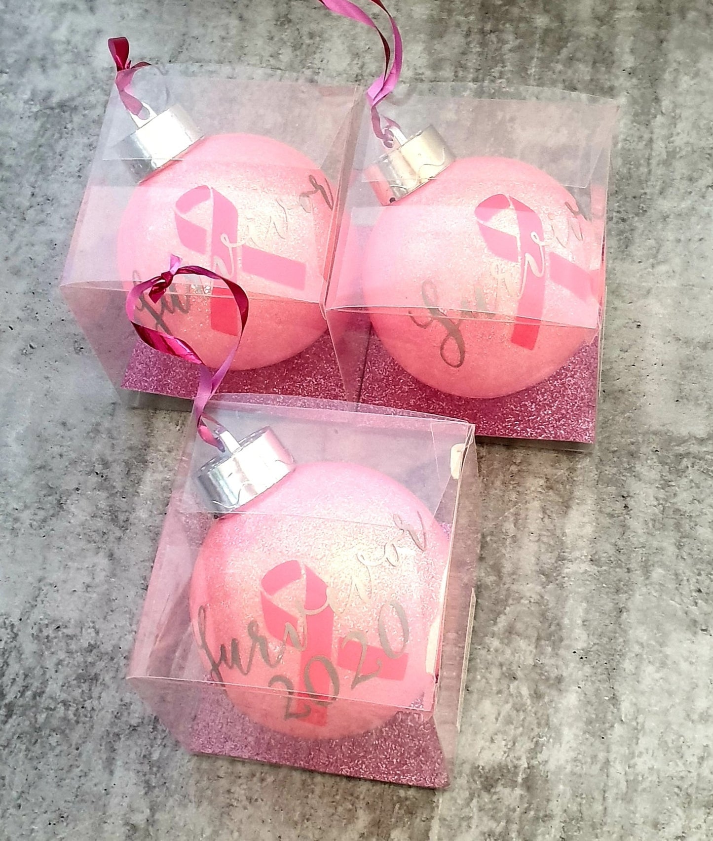 Christmas Bauble - 'breast cancer survivor'