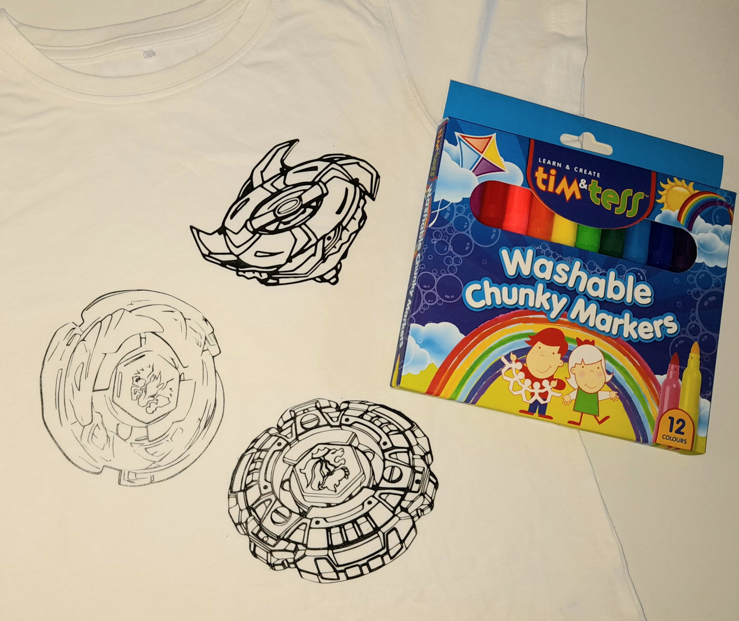 Kids Tshirt - 'colouring in'