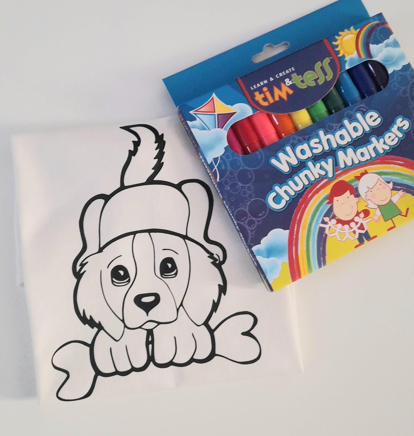 Kids Tshirt - 'colouring in'