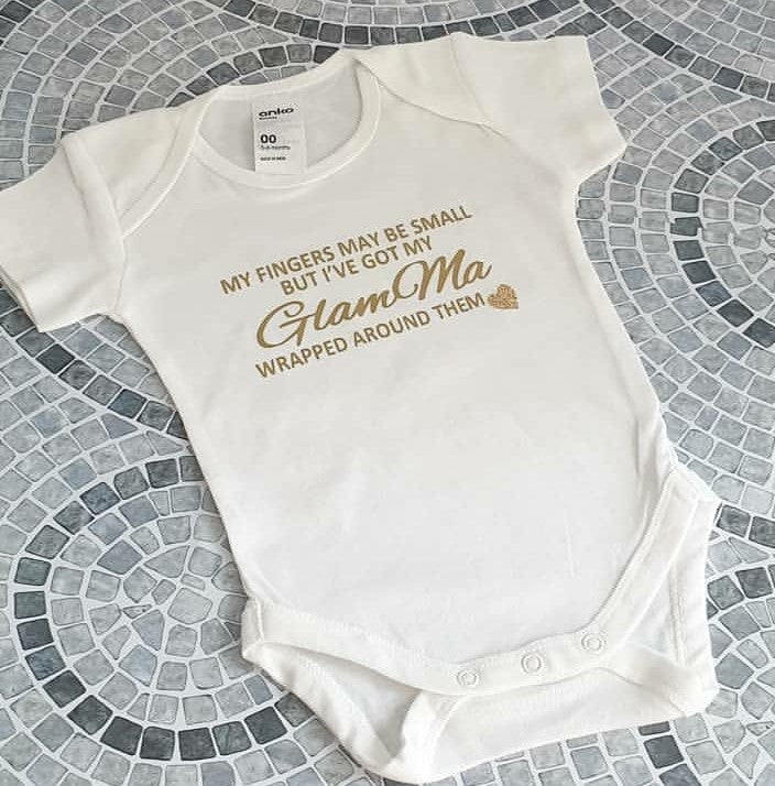 Kids Tshirt - 'my fingers may be small'